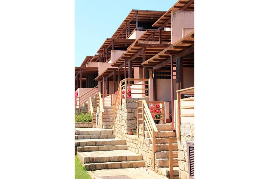 Aparthotel Portolaconia