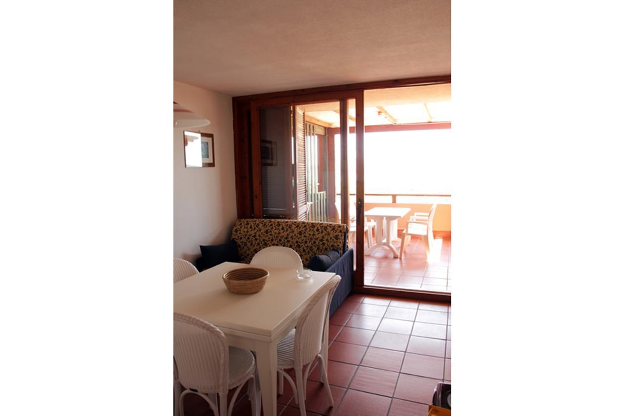 Portolaconia Aparthotel